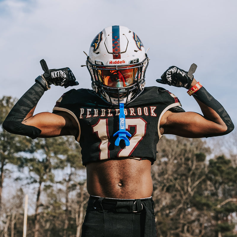 Load image into Gallery viewer, NXTRND G1™ Football Gloves Black