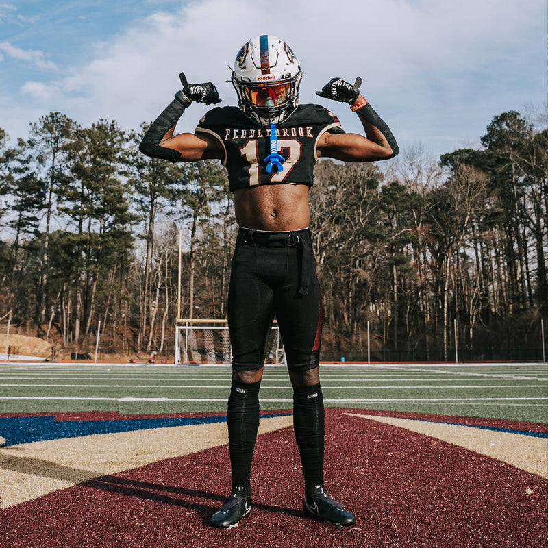 Load image into Gallery viewer, NXTRND XTD™ Scrunch Football Socks Black