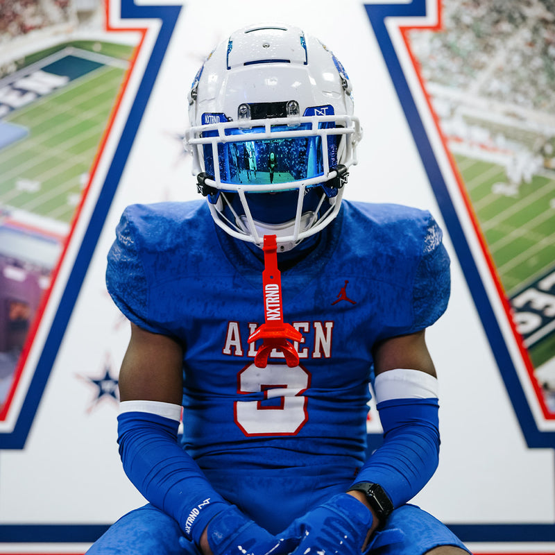 Load image into Gallery viewer, NXTRND VZR3™ Football Visor Blue
