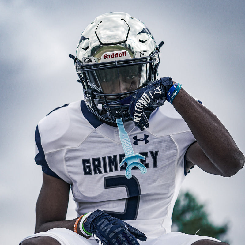 Load image into Gallery viewer, NXTRND VZR1™ Football Visor Clear
