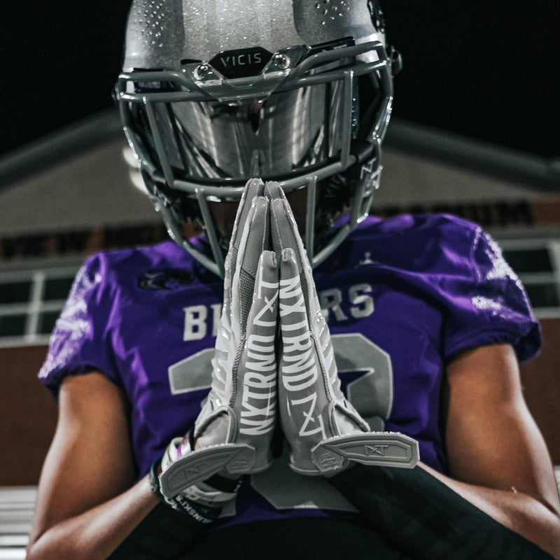 Load image into Gallery viewer, NXTRND G1™ Football Gloves Grey
