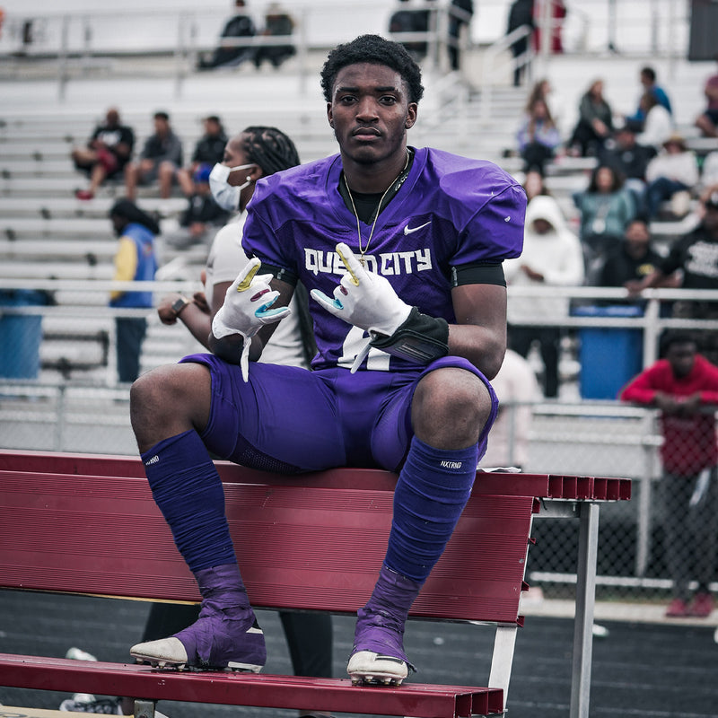 Load image into Gallery viewer, Football Socks Purple