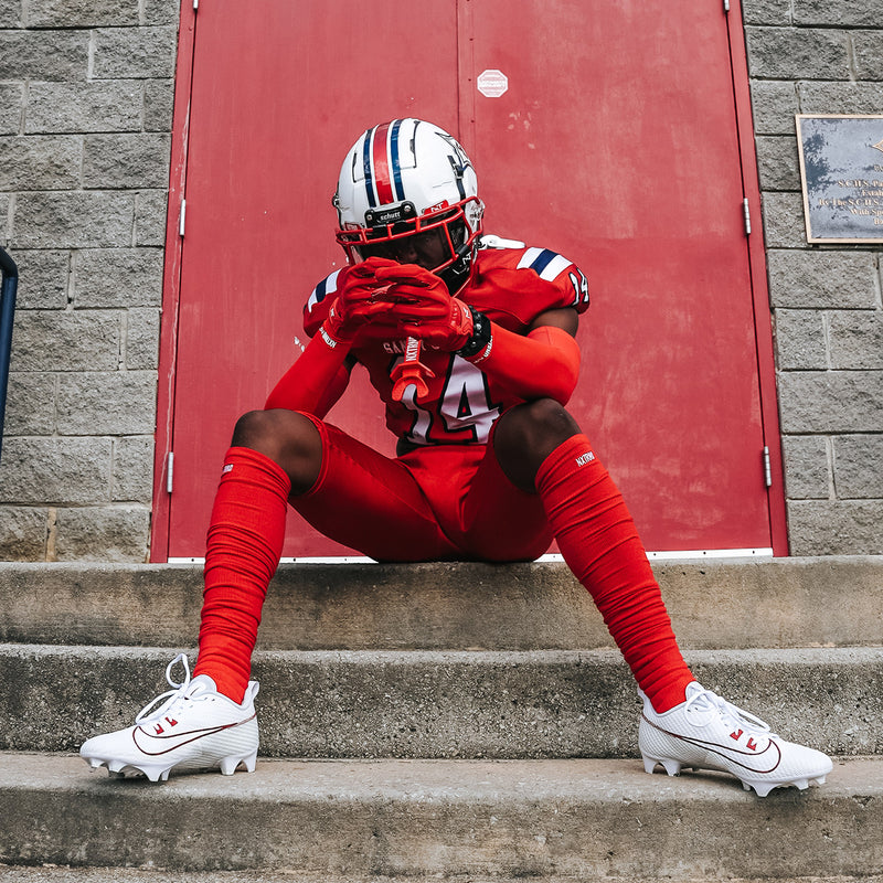 Load image into Gallery viewer, NXTRND XTD™ Scrunch Football Socks Red
