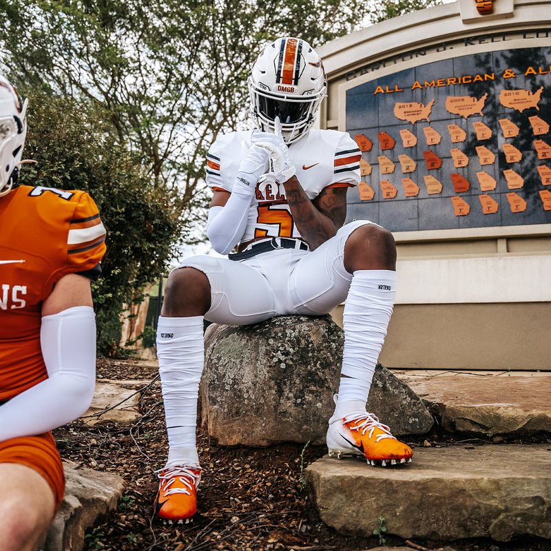 Load image into Gallery viewer, NXTRND Football Leg Sleeves White
