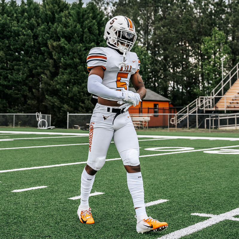 Load image into Gallery viewer, NXTRND Football Leg Sleeves White
