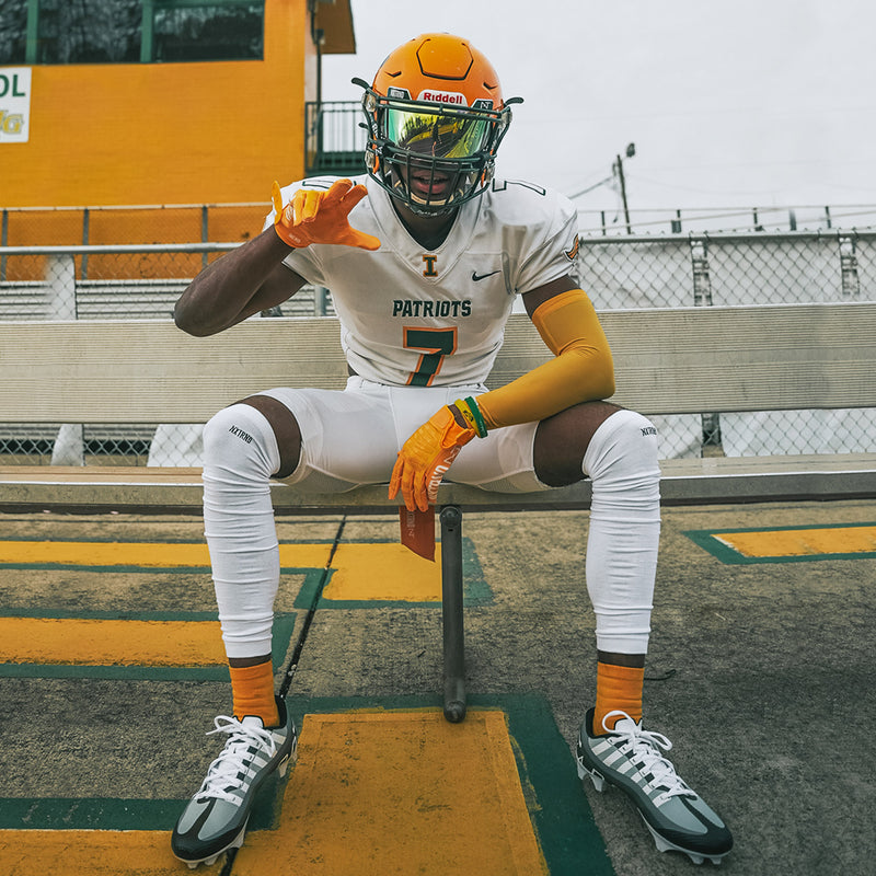 Load image into Gallery viewer, NXTRND Quarter Football Socks Yellow 3-Pairs
